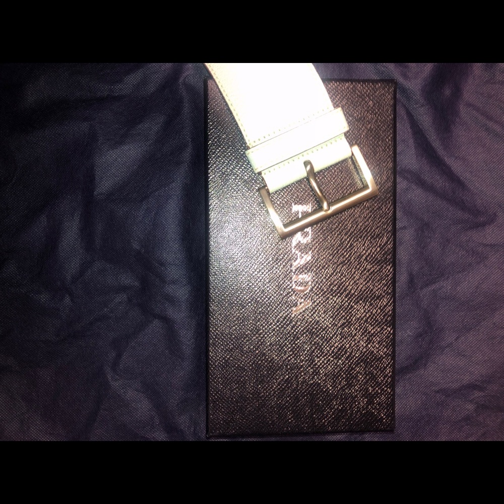 Prada baby blue leather belt - Picture 6 of 7